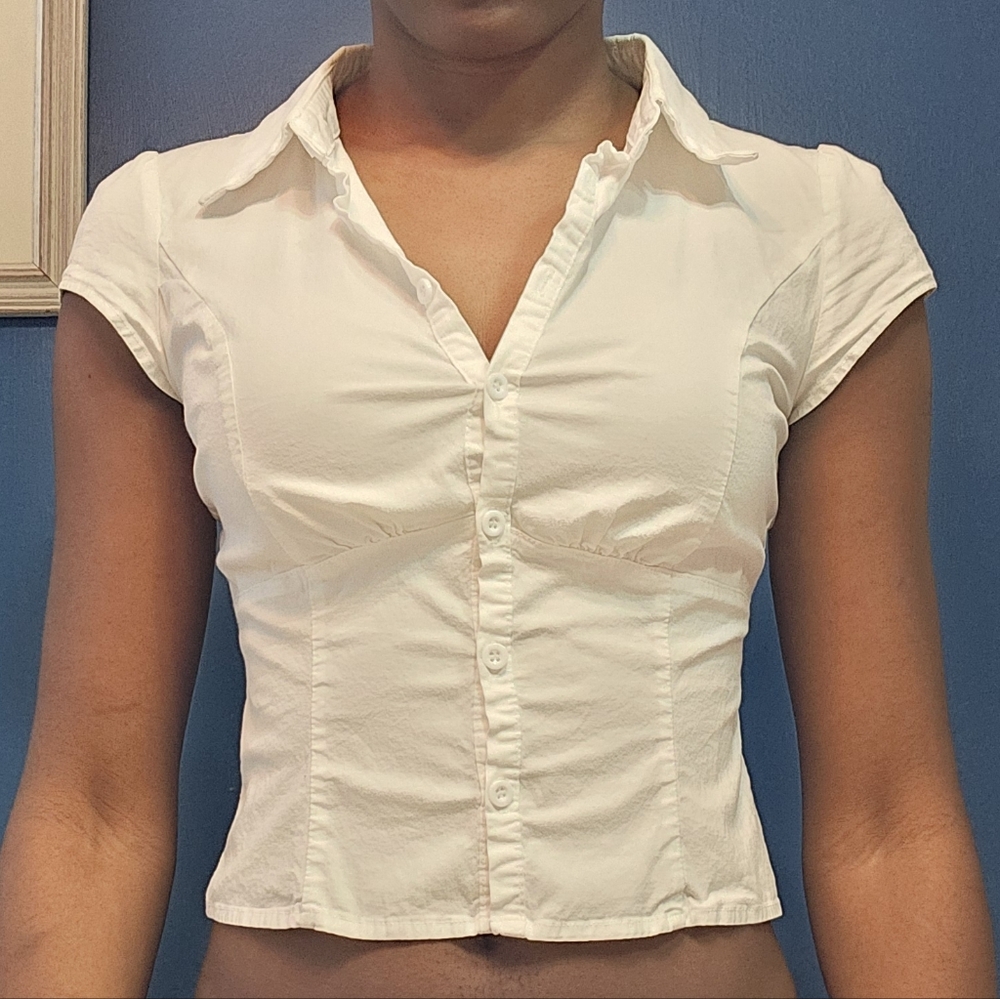 Edikted Cropped Button Up/Button Down